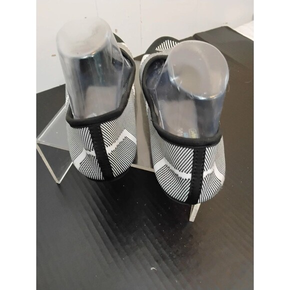 Skechers Air Cooled Memory Foam Black/Wht Woven Women's Slip On Shoes 10 EU 40 - Picture 3 of 6